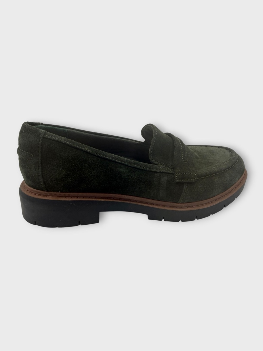 Clark’s Westlynn Bay Green Suede Chunky Penny Loafers Size 7 Nice!
